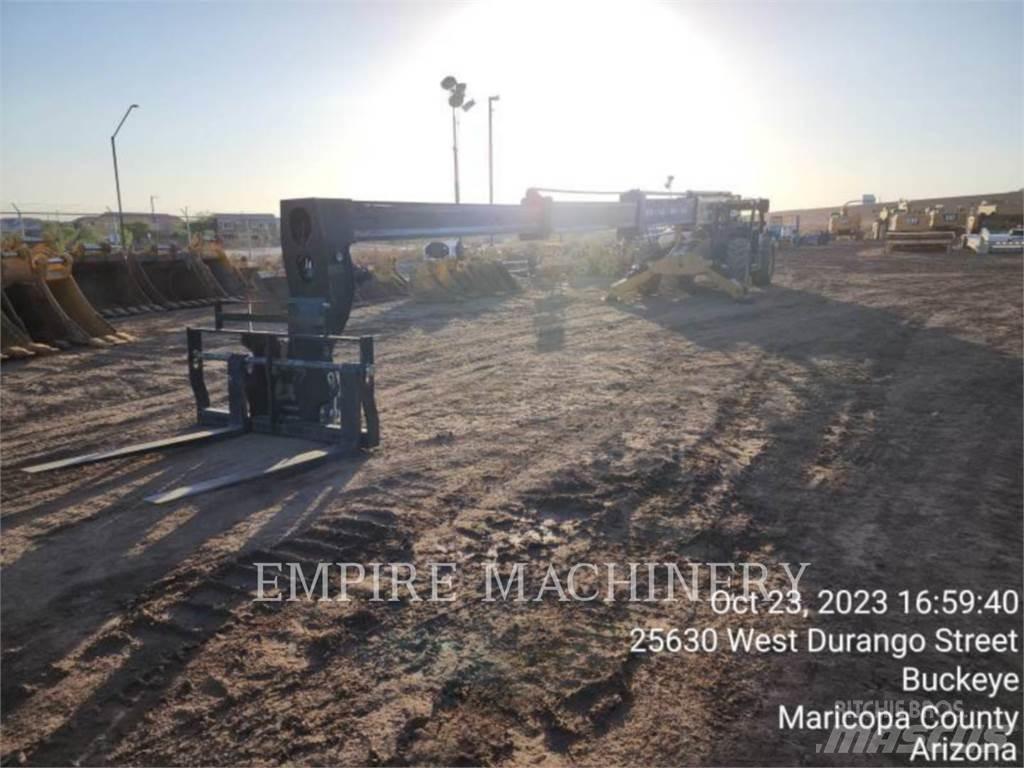 CAT TL1255D Телескопические погрузчики