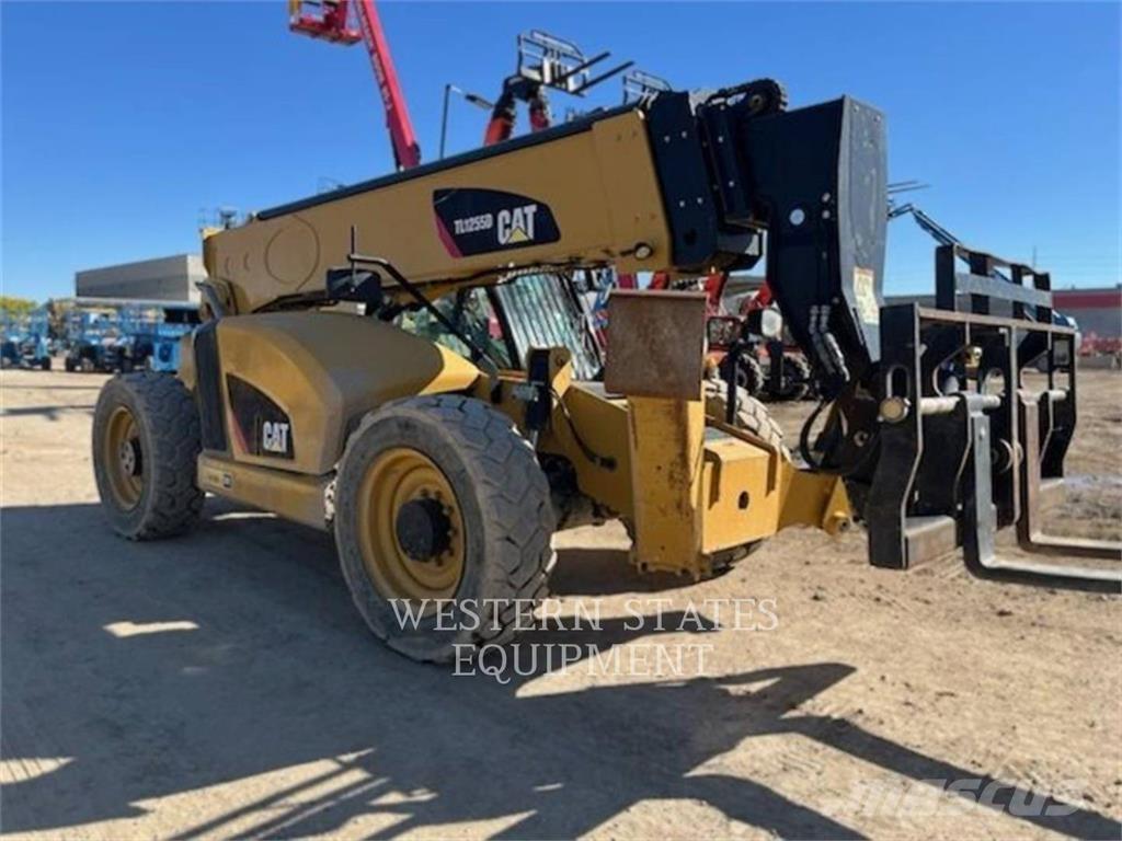 CAT TL1255D Телескопические погрузчики