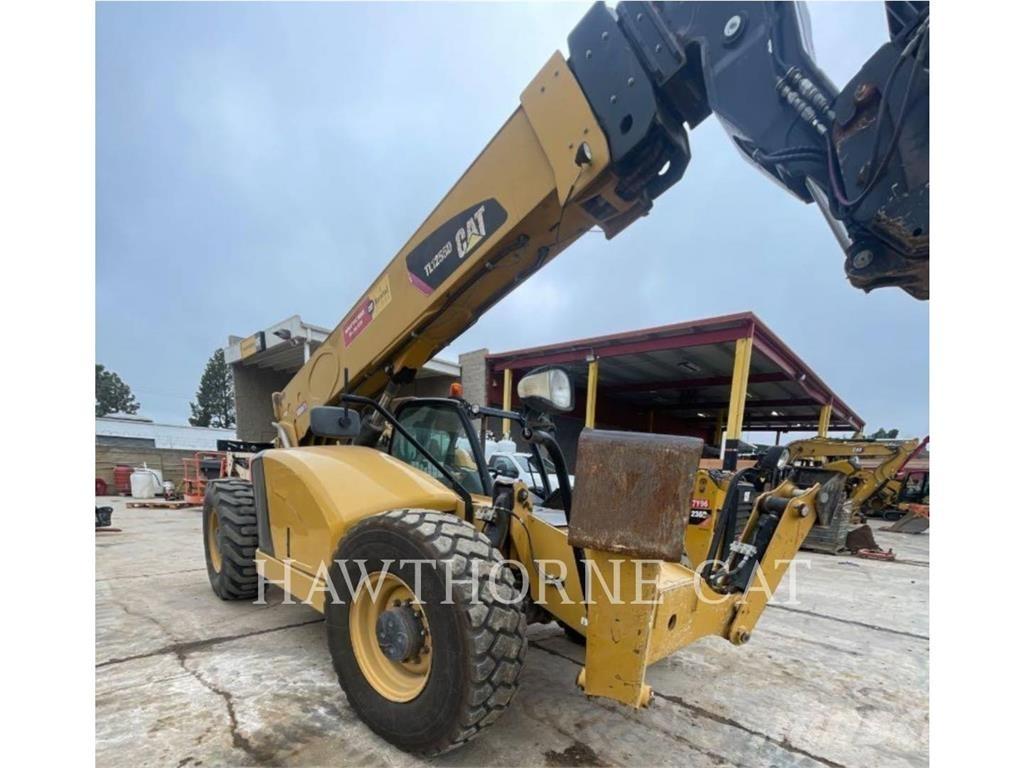 CAT TL1255D Телескопические погрузчики
