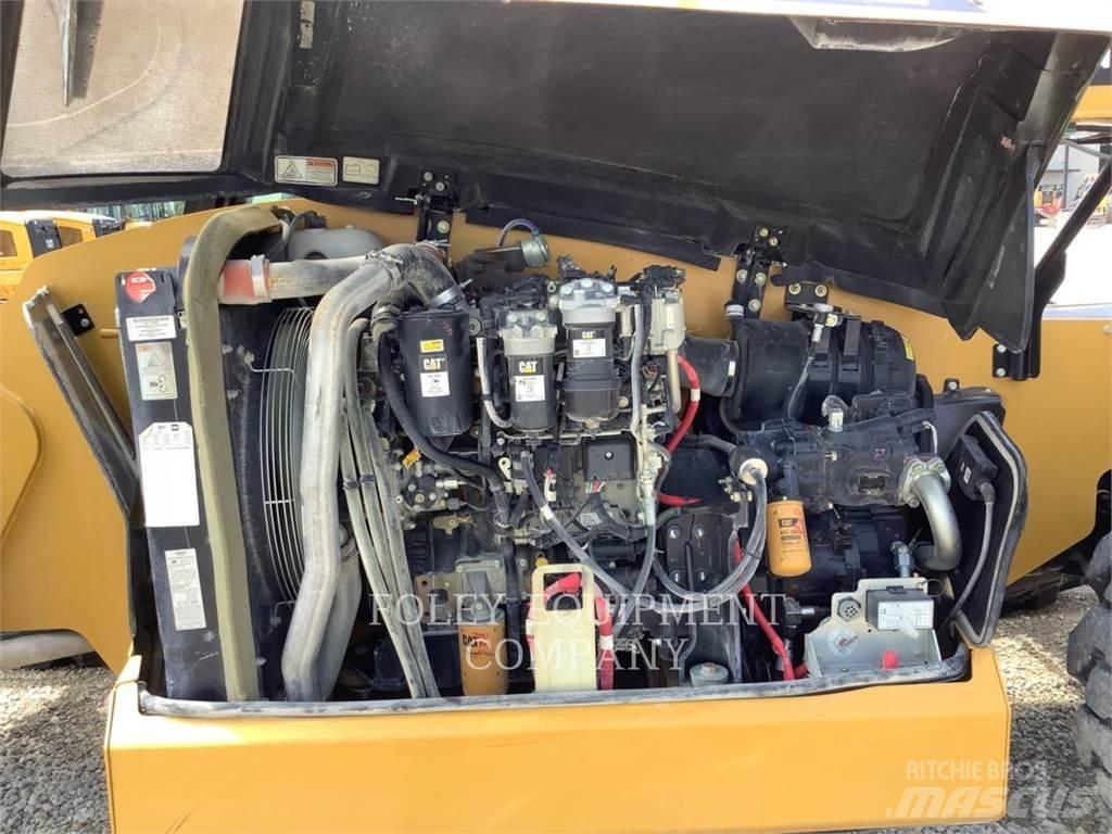 CAT TL1255DC Телескопические погрузчики