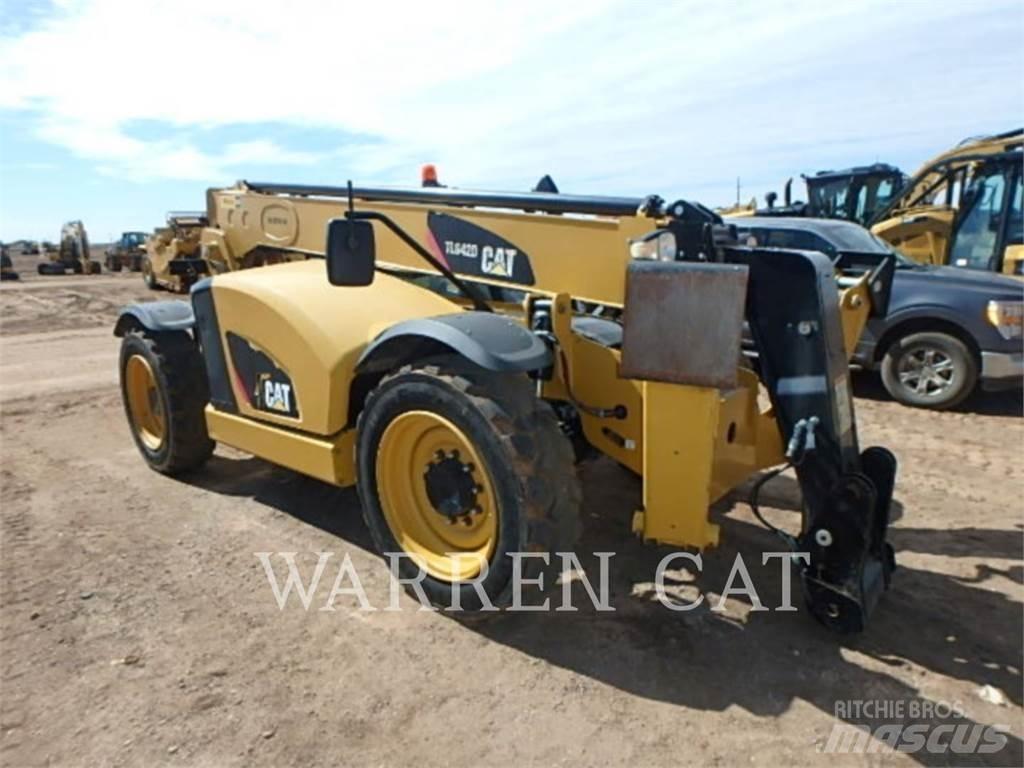 CAT TL642D Телескопические погрузчики