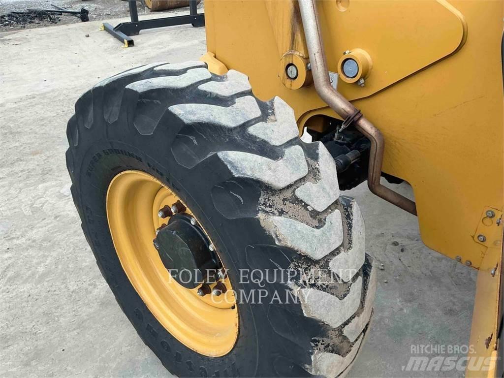 CAT TL642D Телескопические погрузчики