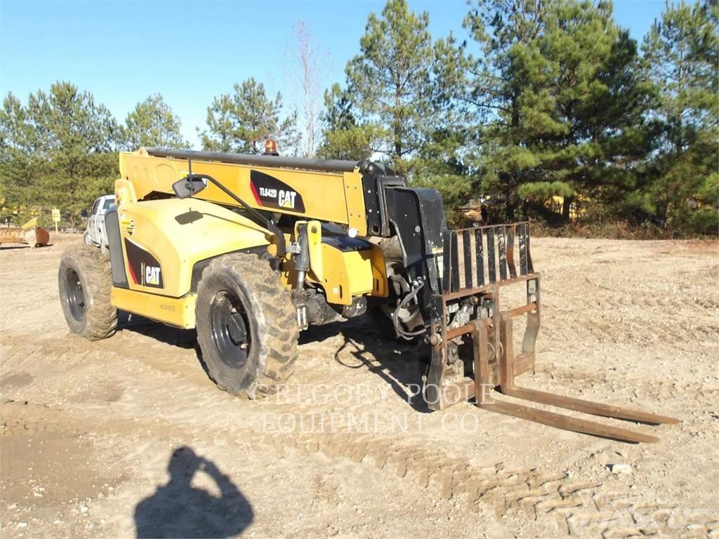 CAT TL642D Телескопические погрузчики