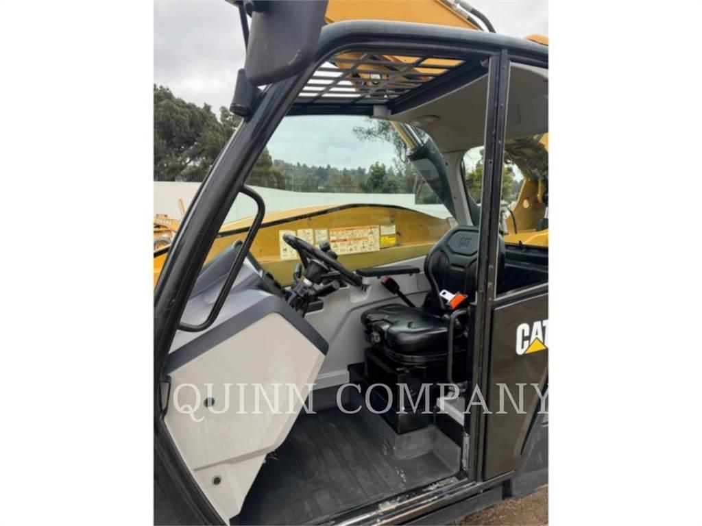CAT TL642D Телескопические погрузчики
