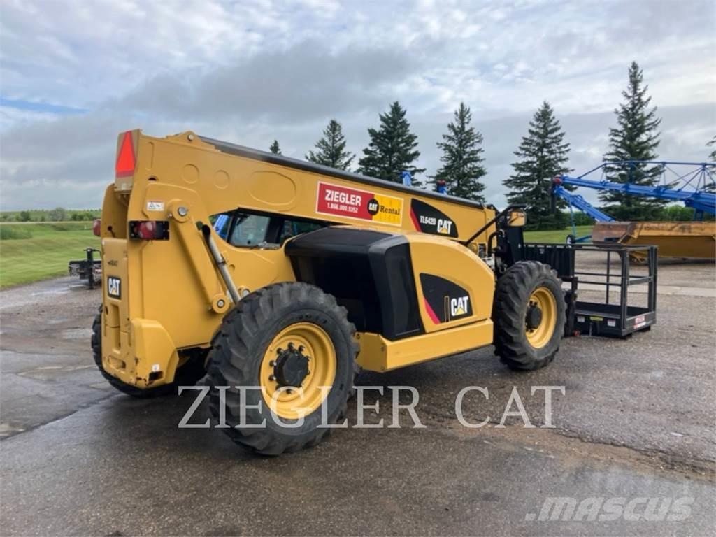 CAT TL642D Телескопические погрузчики