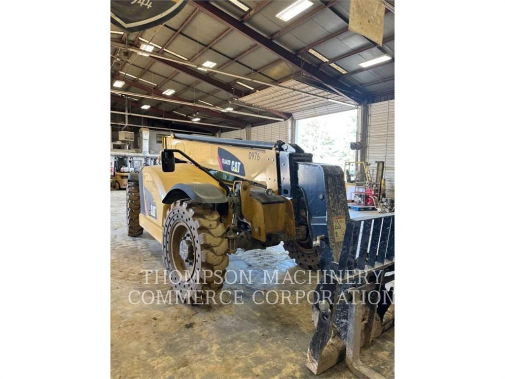 CAT TL642D Телескопические погрузчики
