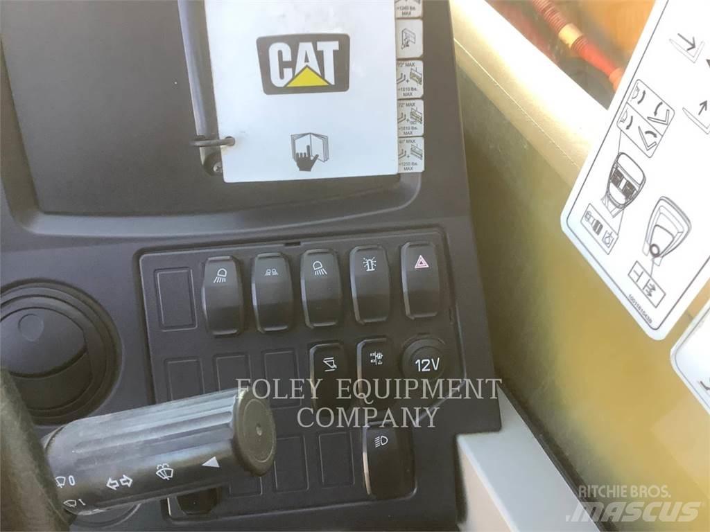 CAT TL642DC Телескопические погрузчики