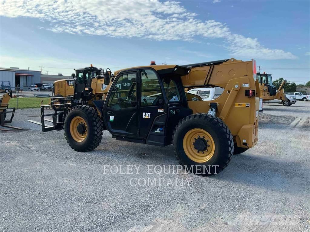CAT TL642DC Телескопические погрузчики