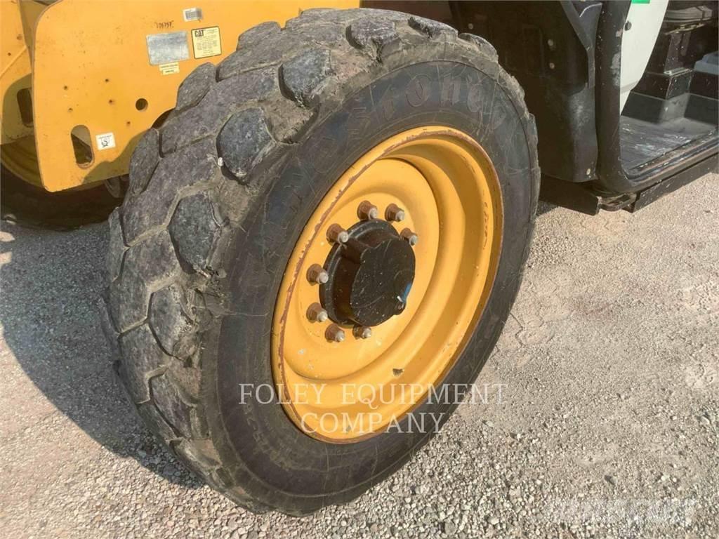 CAT TL642DO Телескопические погрузчики