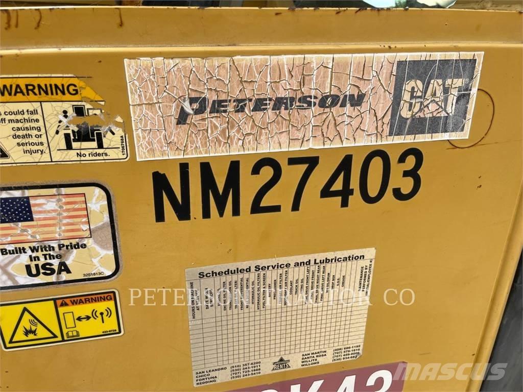 CAT TL943 Телескопические погрузчики