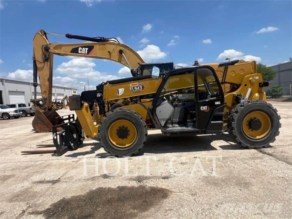 CAT TL943 Фронтальные погрузчики