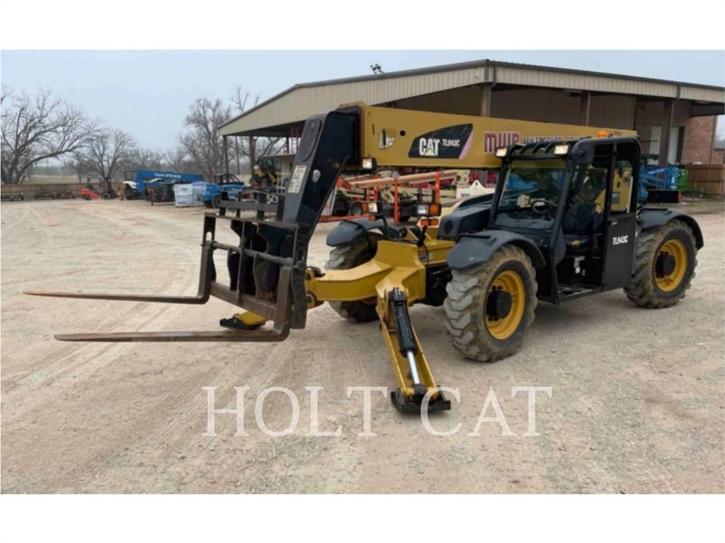 CAT TL943C Телескопические погрузчики