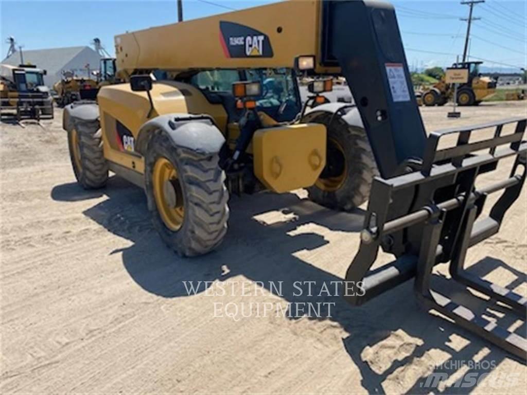 CAT TL943C Телескопические погрузчики