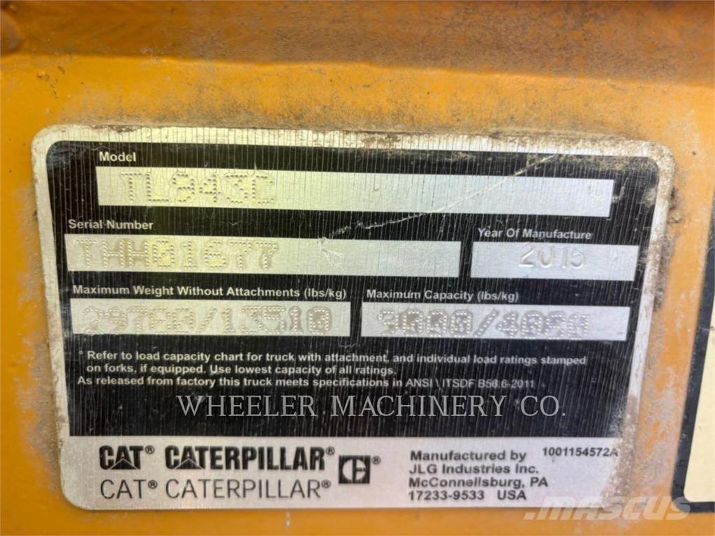 CAT TL943C CAB Телескопические погрузчики