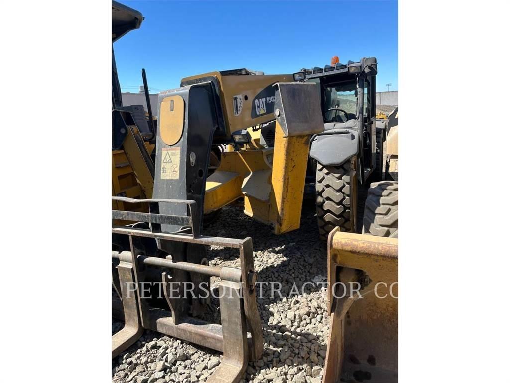 CAT TL943CHRC Телескопические погрузчики