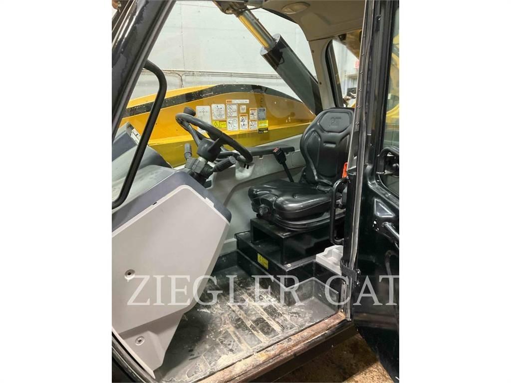 CAT TL943D Телескопические погрузчики