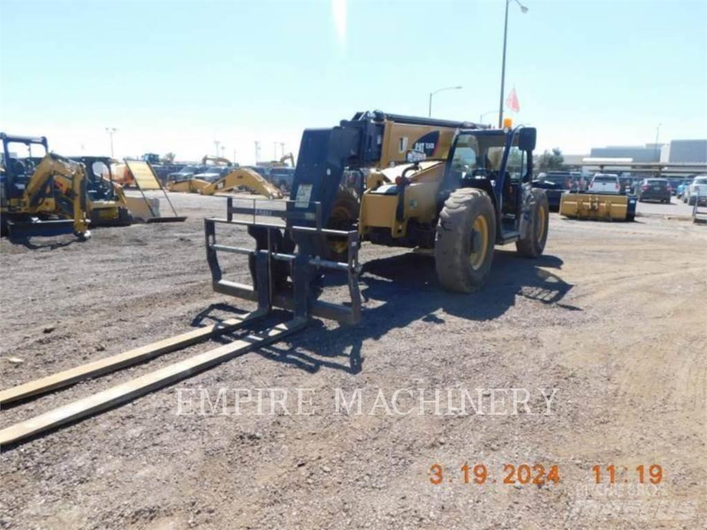 CAT TL943D Телескопические погрузчики