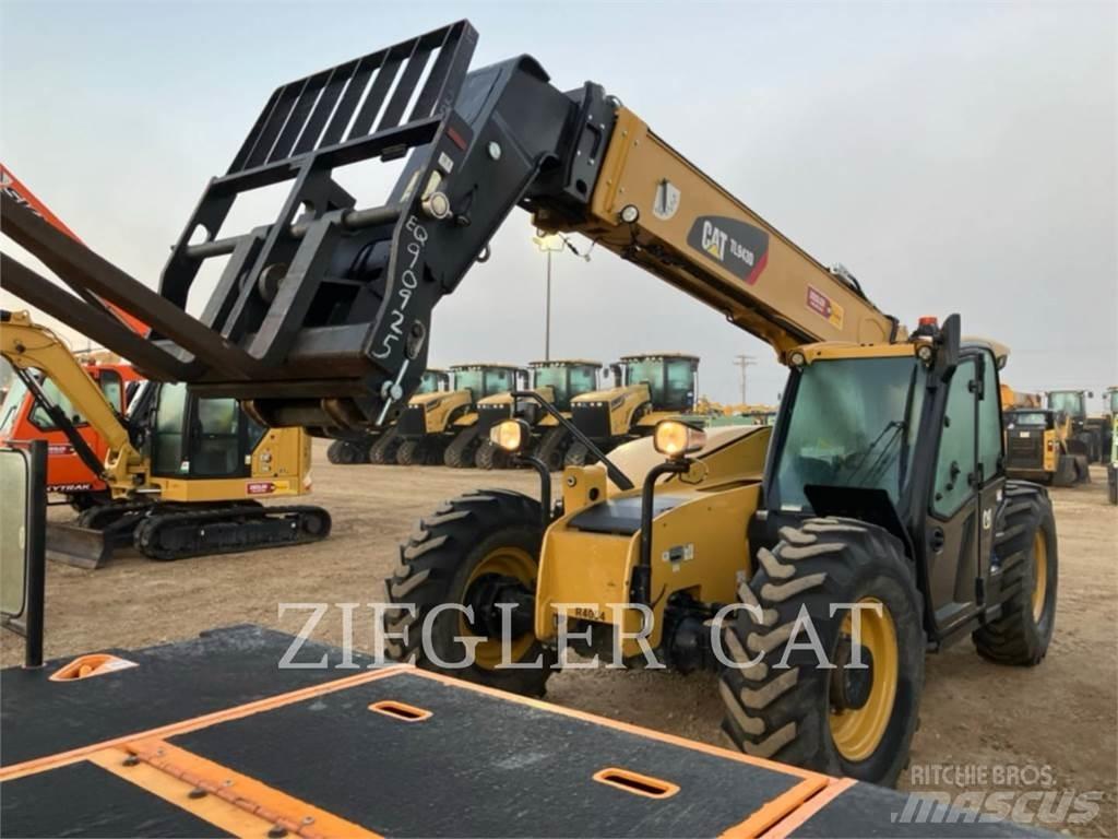 CAT TL943D Телескопические погрузчики
