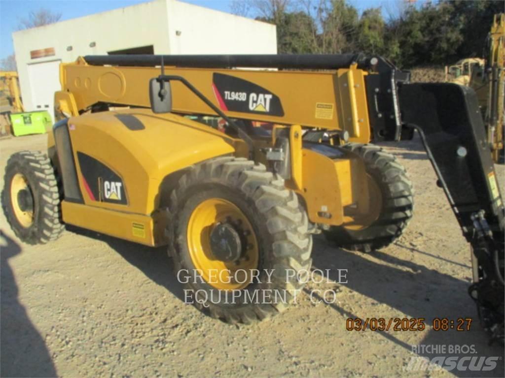 CAT TL943D Телескопические погрузчики