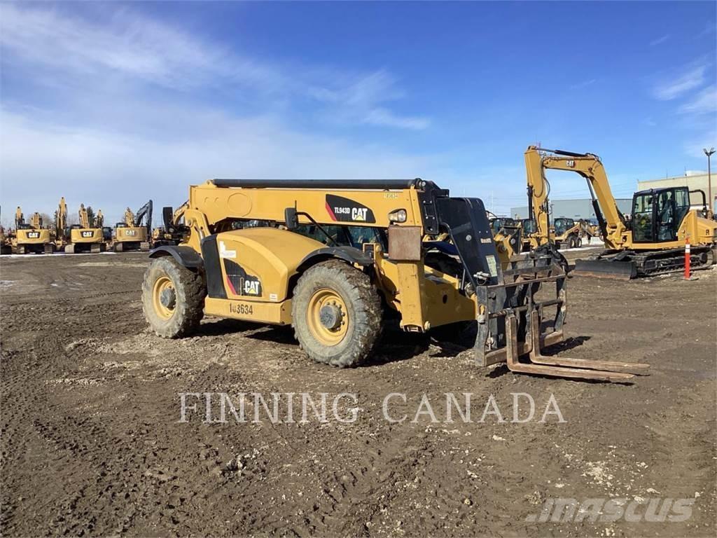 CAT TL943D Телескопические погрузчики