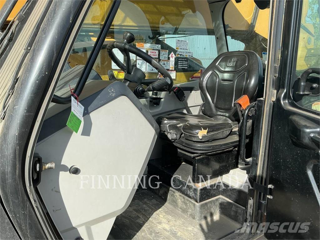 CAT TL943D Телескопические погрузчики