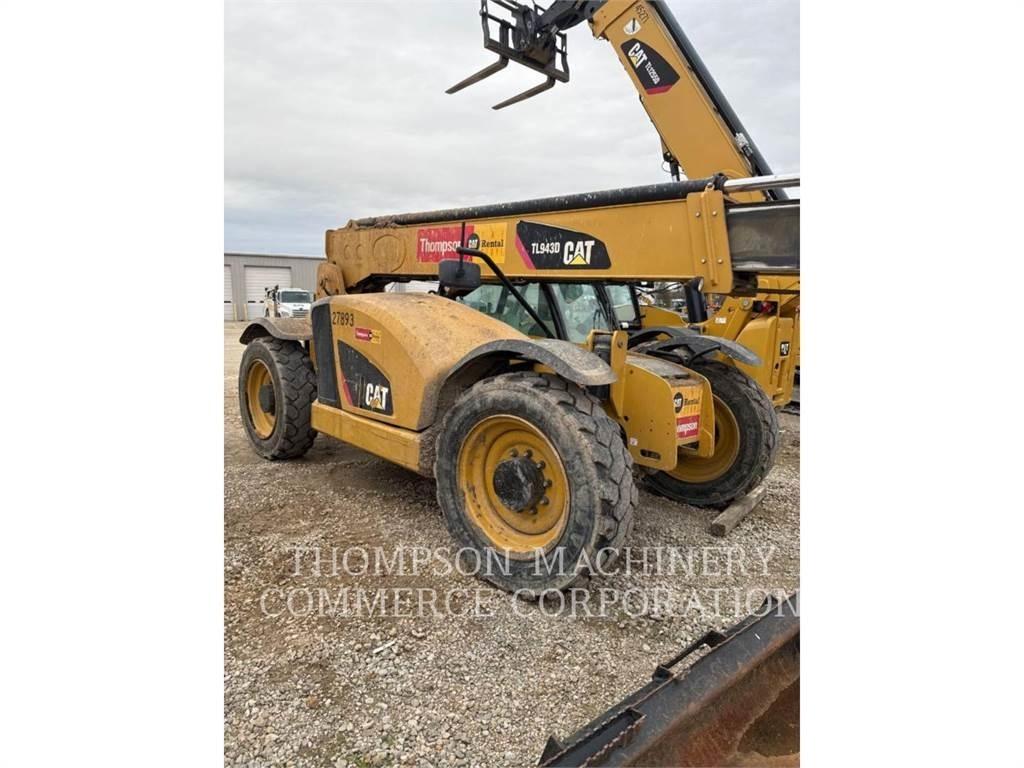 CAT TL943D Телескопические погрузчики