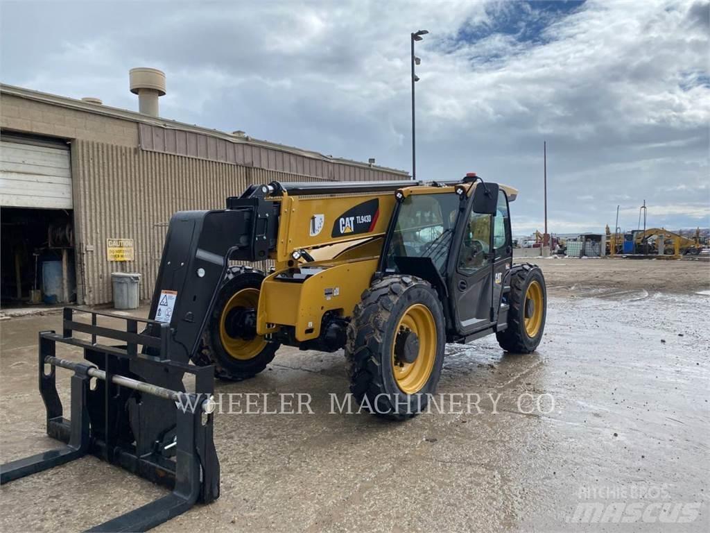 CAT TL943D CB Телескопические погрузчики