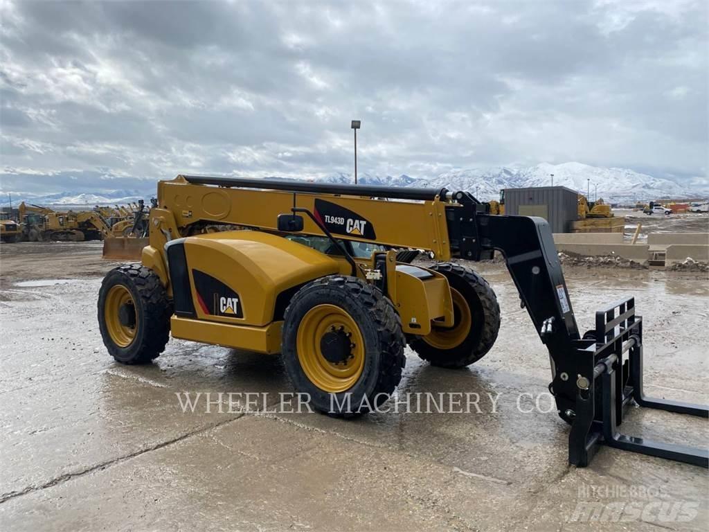 CAT TL943D CB Телескопические погрузчики