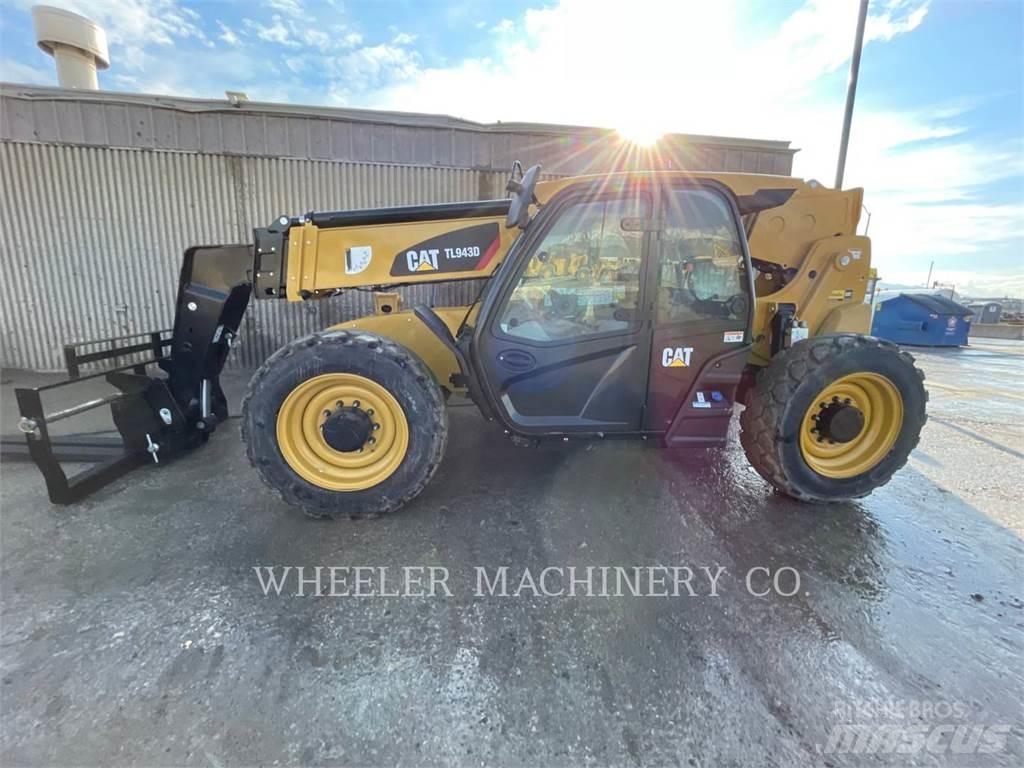 CAT TL943D CB Телескопические погрузчики