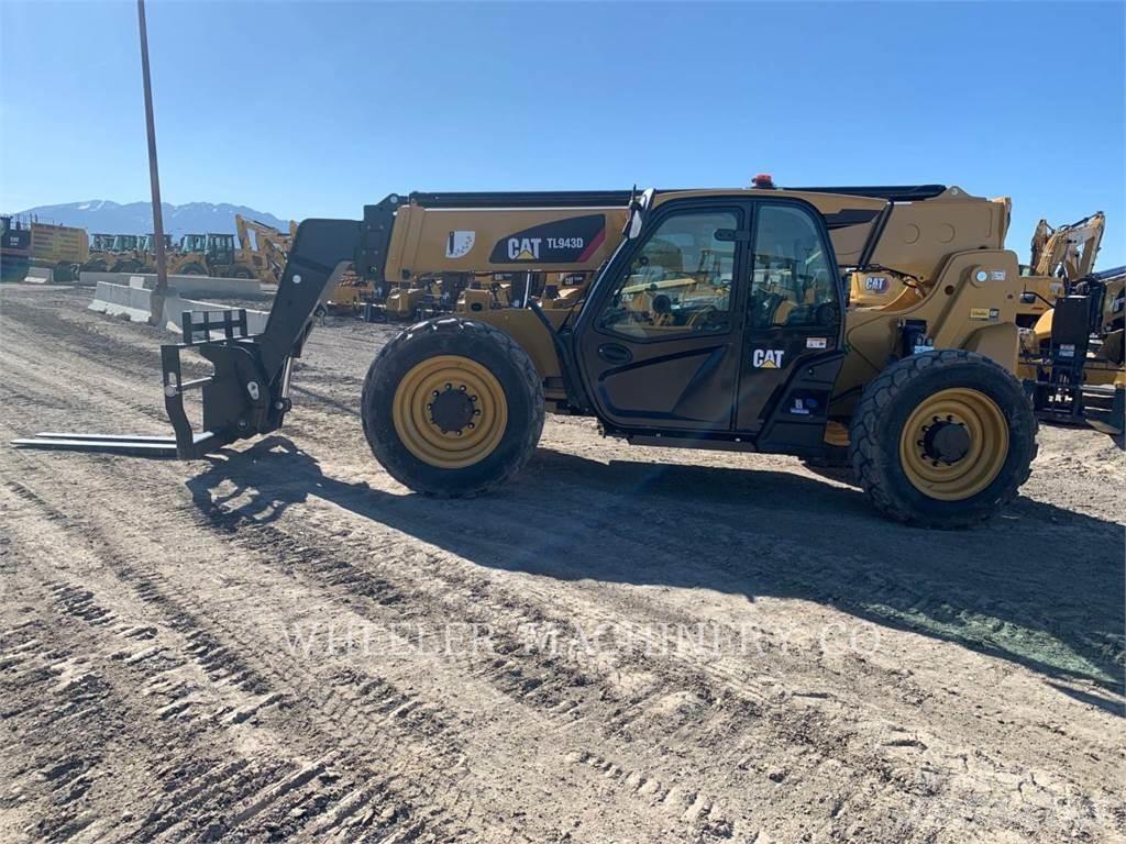 CAT TL943D CB Телескопические погрузчики