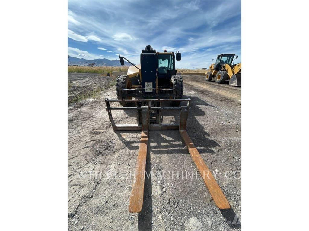 CAT TL943D CB Телескопические погрузчики