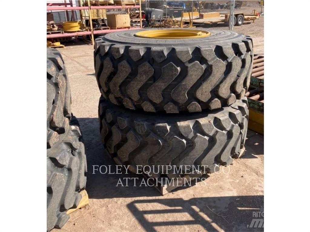 CAT TRWL93825T Фронтальные погрузчики