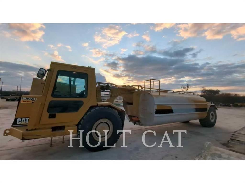 CAT W00 613C Грузовики-цистерны