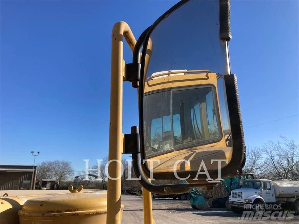 CAT W00 613C Скреперы