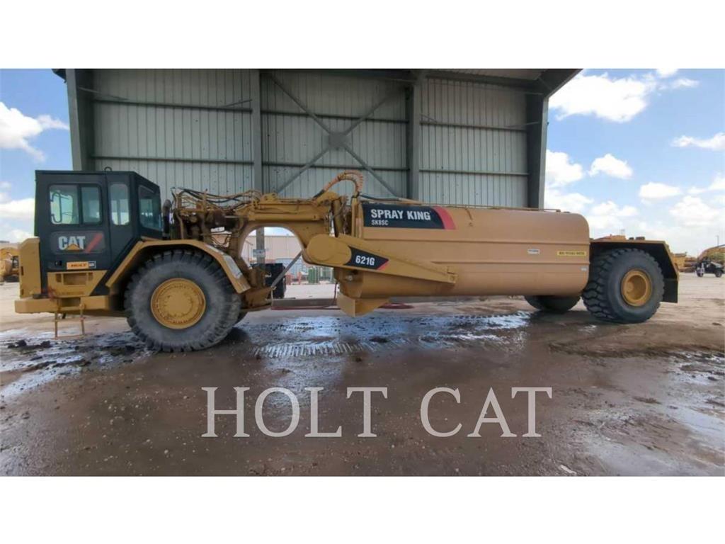 CAT W00 621G Скреперы