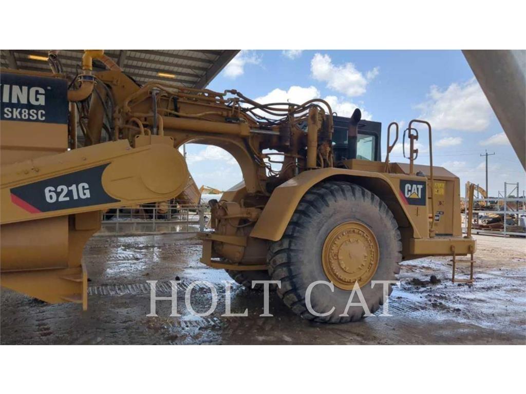CAT W00 621G Скреперы