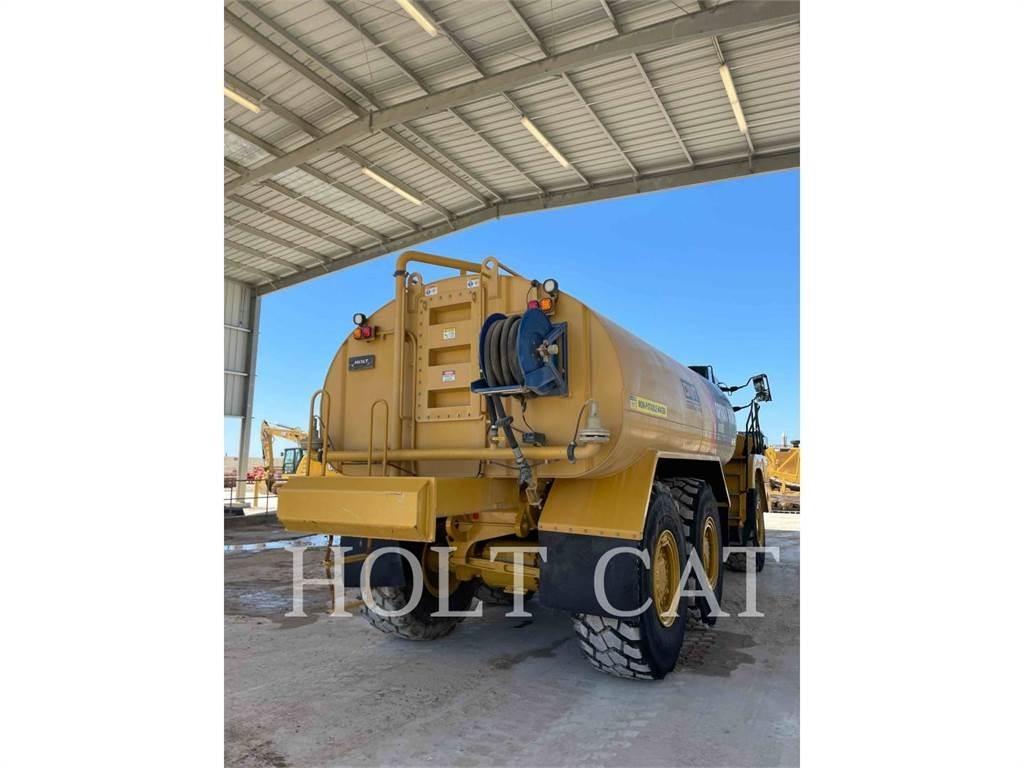 CAT W00 725 Грузовики-цистерны
