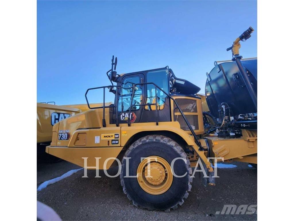 CAT W00 730 Грузовики-цистерны