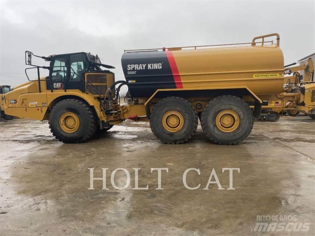 CAT W00 740 Грузовики-цистерны