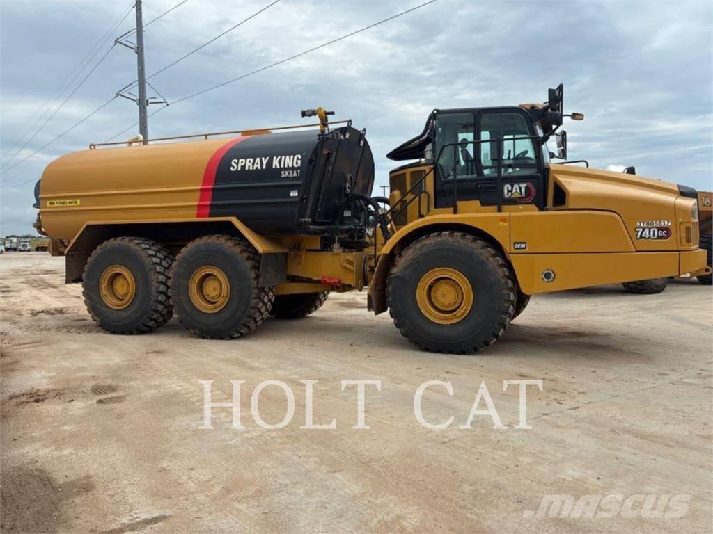 CAT W00 740 Грузовики-цистерны