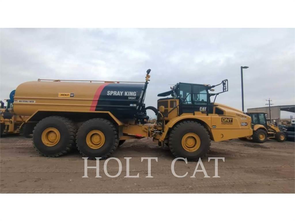 CAT W00 740GC Грузовики-цистерны