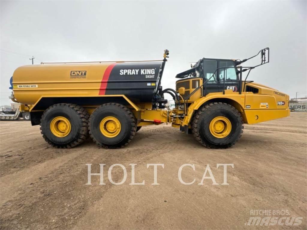 CAT W00 740GC Грузовики-цистерны