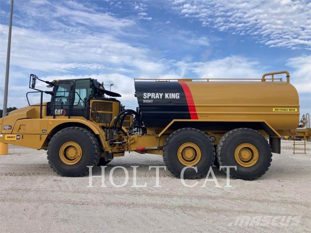 CAT W00 740GC Грузовики-цистерны