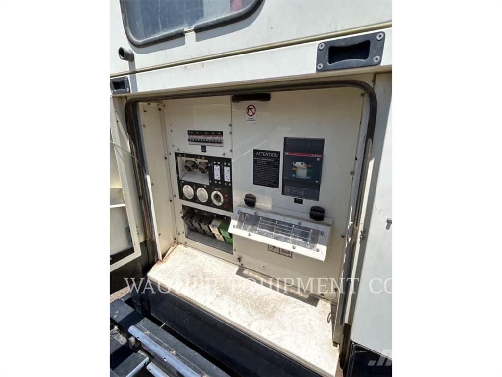 CAT XQ 200 Другие генераторы