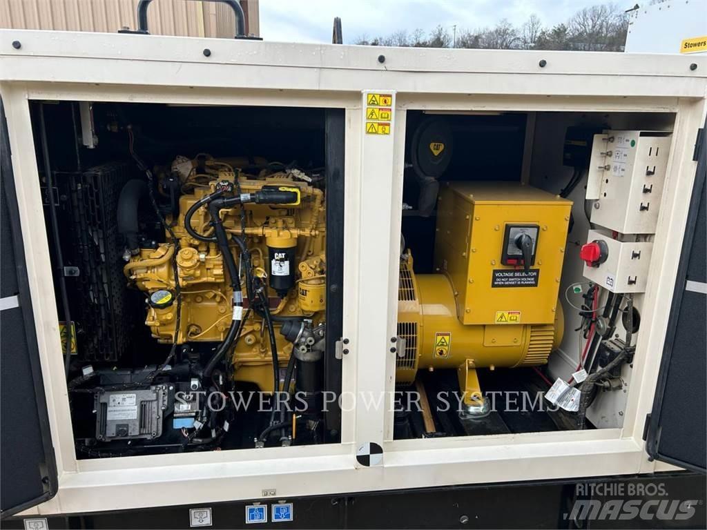 CAT XQ-60 48KW Другие генераторы