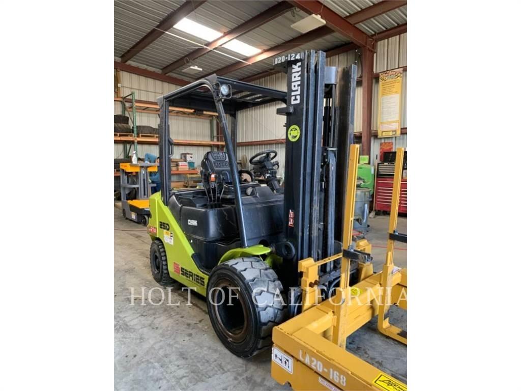 Clark S25D Дизельные погрузчики