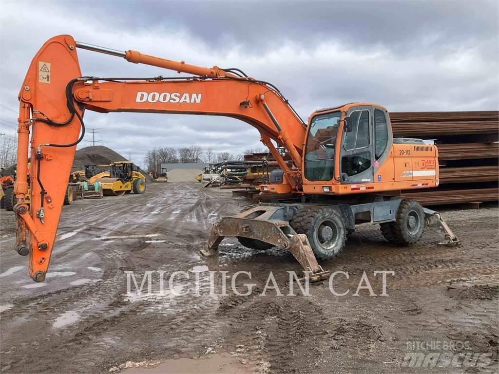 Doosan DX210W Колёсные экскаваторы