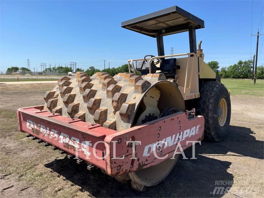 Dynapac CA250D Грунтовые катки