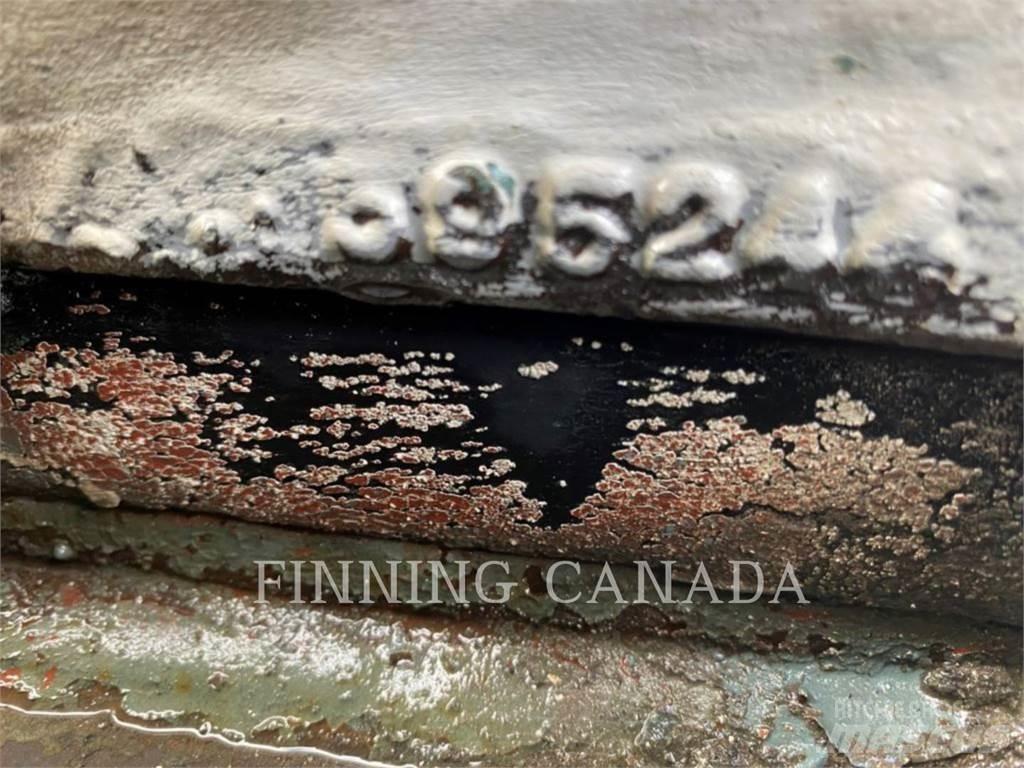 Finning M32 Буровые вышки