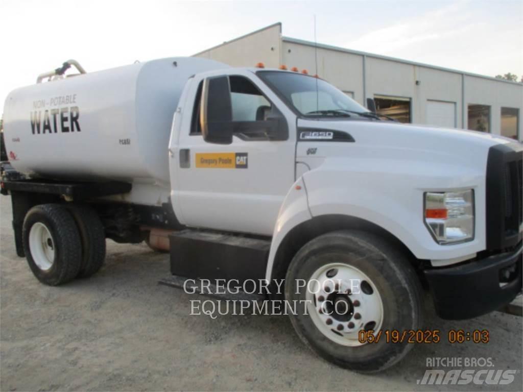 Ford F650 Грузовики-цистерны